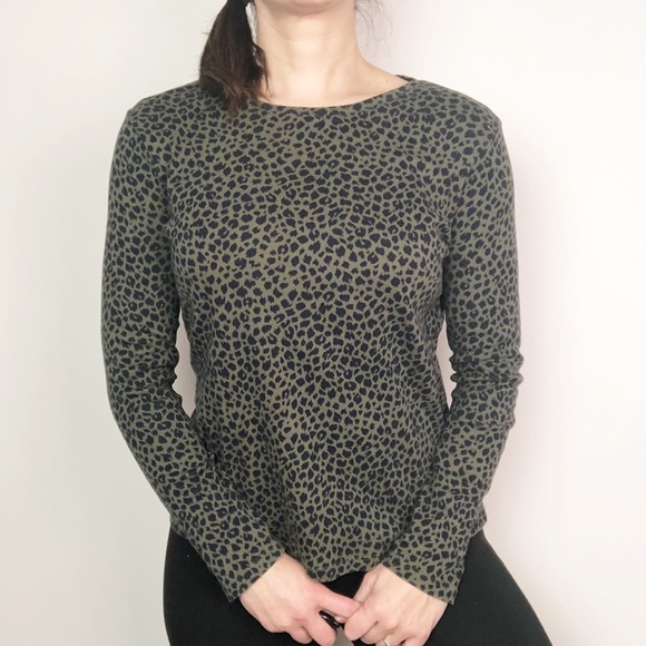 Talbots Tops - Talbots army green black cheetah long sleeve tee L